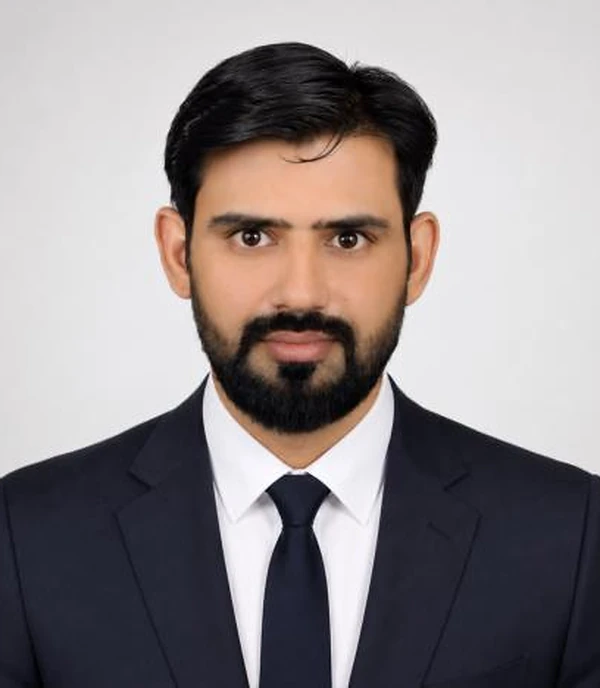 Mian Zahid Ali, Sales Executive